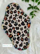 Load image into Gallery viewer, Moontime Cloth Pads Very Light Absorbency