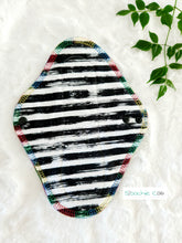 Load image into Gallery viewer, Moontime Cloth Pads Medium Absorbency