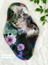 Load image into Gallery viewer, Moontime Cloth Pads Light Absorbency