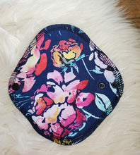 Load image into Gallery viewer, Moontime Cloth Pads Light Absorbency