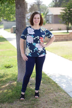 Load image into Gallery viewer, October 4th T-Shirt Class Regina