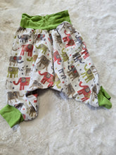 Load image into Gallery viewer, Used clothing sizes 6M - 3T