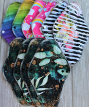 Load image into Gallery viewer, Moontime Cloth Pads Light Absorbency