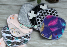 Load image into Gallery viewer, Moontime Cloth Pads Very Light Absorbency