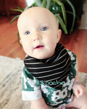 Load image into Gallery viewer, Drool Bibs