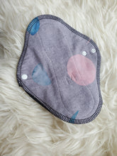 Load image into Gallery viewer, Moontime Cloth Pads Medium Absorbency