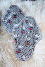 Load image into Gallery viewer, Moontime Cloth Pads Heavy Absorbency