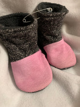 Load image into Gallery viewer, Easy on Booties Soft Sole

