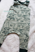 Load image into Gallery viewer, Shoulder Snap Grow Rompers 3-5T

