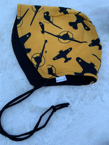 Bonnets in Size 6-12M