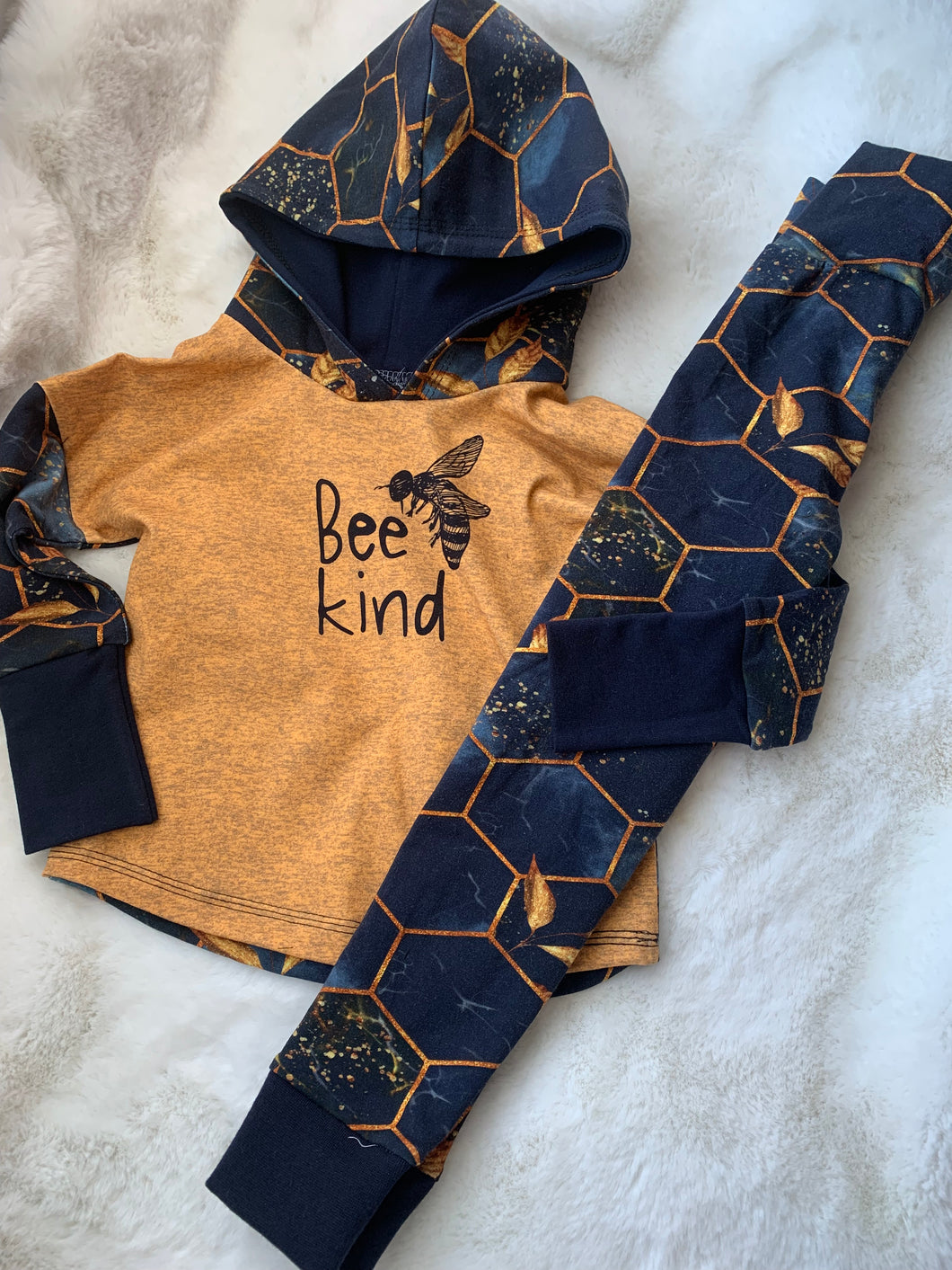 Bee Kind Matching Set 12M-3T
