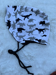 Bonnets in Size 6-12M