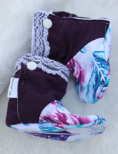 Load image into Gallery viewer, Easy on Booties Soft Sole
