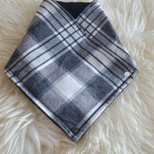 Load image into Gallery viewer, Crossover Snap Scarves

