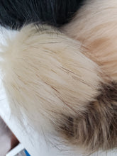 Load image into Gallery viewer, Pom Pom Add on
