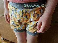 Load image into Gallery viewer, 5/6 Grow Waist Shorts
