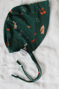 Bonnets in Size 6-12M