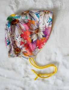 Bonnets in size 0-3M