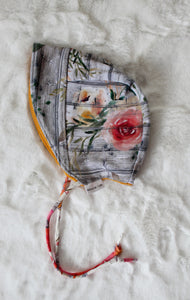 Bonnets in size 0-3M